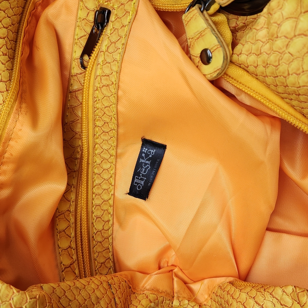 Mustard yellow snake textured bag, LARGE!!!! Imperfect - Picture 7 of 8
